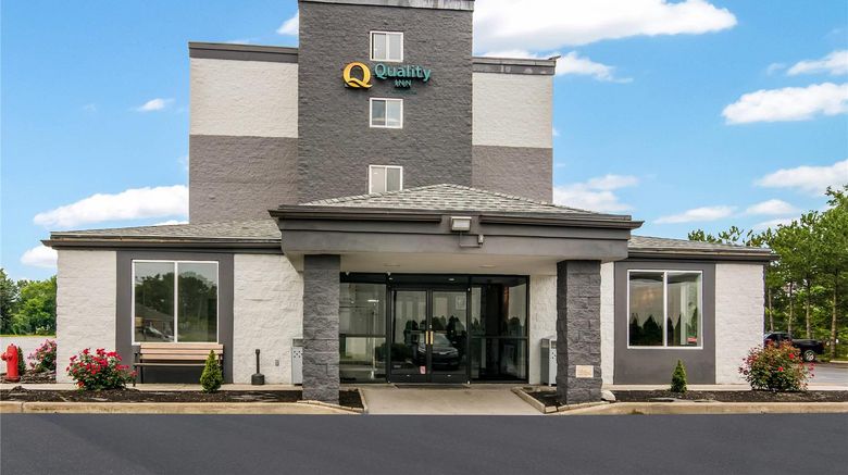 Quality Inn Rochester Exterior. Images powered by <a href="https://iceportal.shijigroup.com" target="_blank" rel="noopener">Ice Portal</a>.