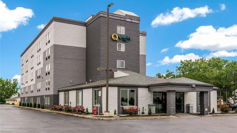 <b>Quality Inn Rochester Exterior</b>. Images powered by <a href="https://iceportal.shijigroup.com/" title="IcePortal" target="_blank">IcePortal</a>.