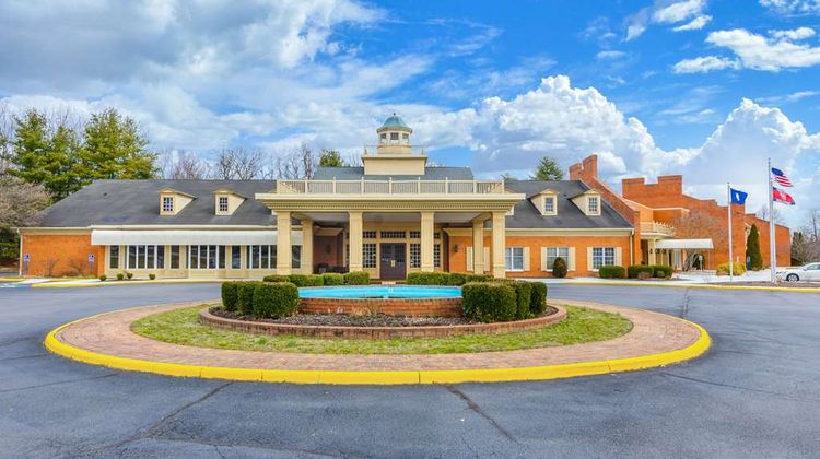 Quality Inn Radford Exterior