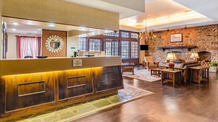 Quality Inn Radford Lobby
