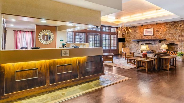 <b>Quality Inn Radford Lobby</b>. Images powered by <a href="https://iceportal.shijigroup.com/" title="IcePortal" target="_blank">IcePortal</a>.