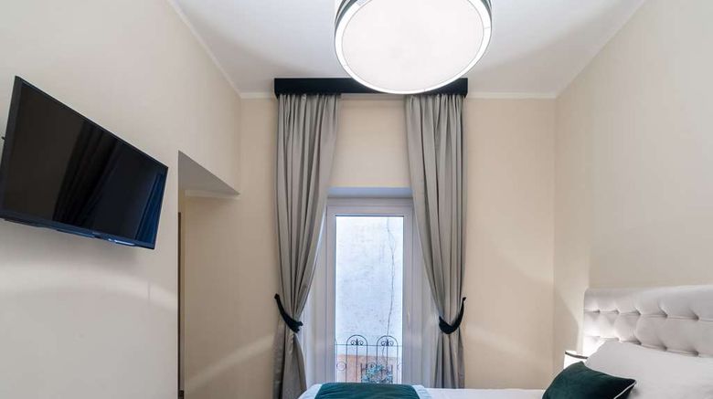 <b>Foro Romano Luxury Suites Room</b>. Images powered by <a href="https://iceportal.shijigroup.com/" title="IcePortal" target="_blank">IcePortal</a>.