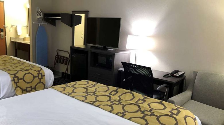 <b>Baymont by Wyndham Joliet Room</b>. Images powered by <a href="https://iceportal.shijigroup.com/" title="IcePortal" target="_blank">IcePortal</a>.