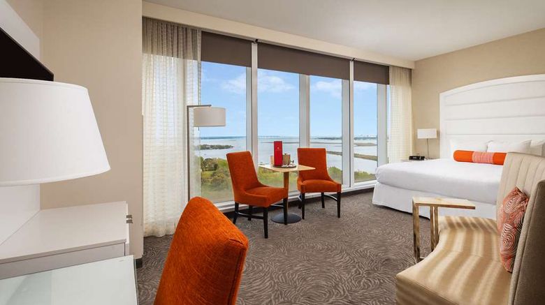 <b>Scarlet Pearl Casino Resort Room</b>. Images powered by <a href="https://iceportal.shijigroup.com/" title="IcePortal" target="_blank">IcePortal</a>.