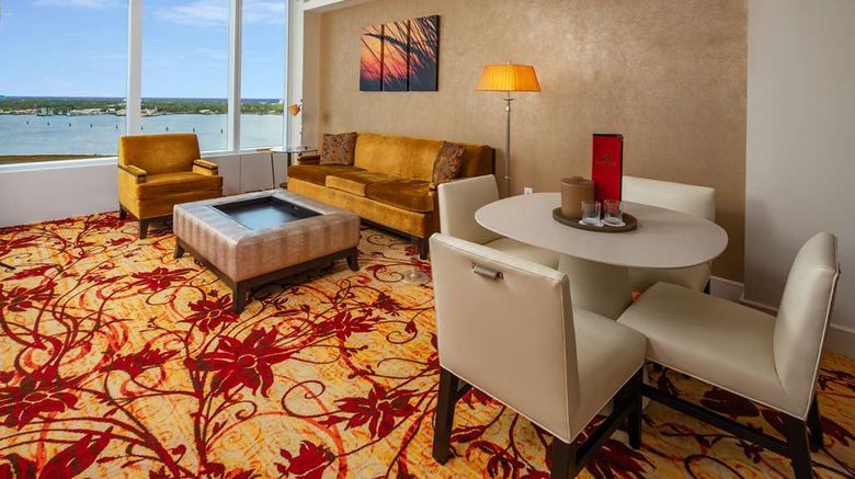 <b>Scarlet Pearl Casino Resort Suite</b>. Images powered by <a href="https://iceportal.shijigroup.com/" title="IcePortal" target="_blank">IcePortal</a>.