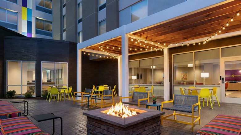 <b>Tru by Hilton Easton Exterior</b>. Images powered by <a href="https://iceportal.shijigroup.com/" title="IcePortal" target="_blank">IcePortal</a>.