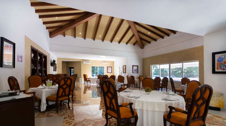 <b>MM Grand Hotel Tapestry Collection Restaurant</b>. Images powered by <a href="https://iceportal.shijigroup.com/" title="IcePortal" target="_blank">IcePortal</a>.