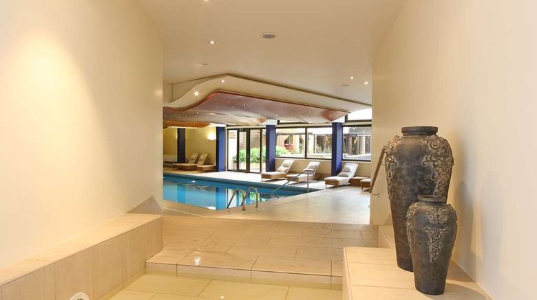 <b>Royal Plaza Montreux Spa</b>. Images powered by <a href="https://iceportal.shijigroup.com/" title="IcePortal" target="_blank">IcePortal</a>.