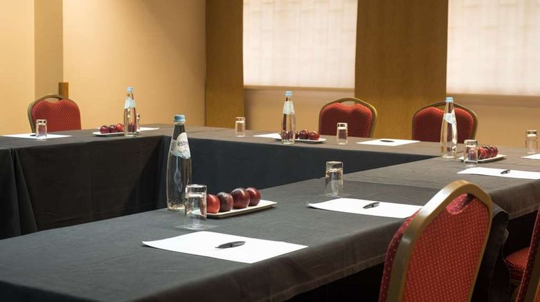 <b>Vila Gale Estoril Meeting</b>. Images powered by <a href="https://iceportal.shijigroup.com/" title="IcePortal" target="_blank">IcePortal</a>.