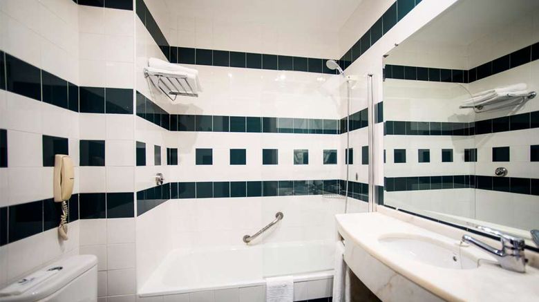 <b>Vila Gale Ericeira Room</b>. Images powered by <a href="https://iceportal.shijigroup.com/" title="IcePortal" target="_blank">IcePortal</a>.