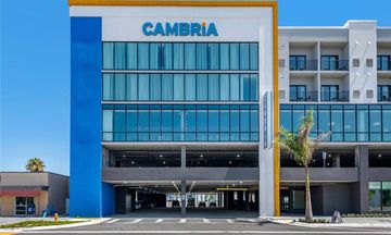 Cambria St Petersburg-Madeira Beach