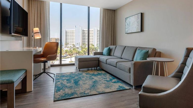<b>Cambria St Petersburg-Madeira Beach Suite</b>. Images powered by <a href="https://iceportal.shijigroup.com/" title="IcePortal" target="_blank">IcePortal</a>.