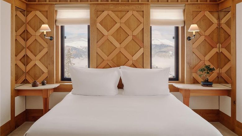 <b>Aman Le Melezin Room</b>. Images powered by <a href="https://iceportal.shijigroup.com/" title="IcePortal" target="_blank">IcePortal</a>.