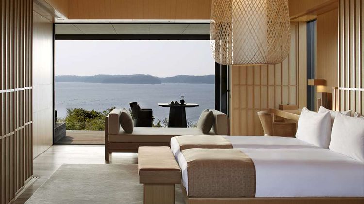 Amanemu Suite