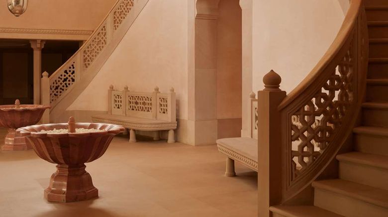 <b>Amanbagh Lobby</b>. Images powered by <a href="https://iceportal.shijigroup.com/" title="IcePortal" target="_blank">IcePortal</a>.