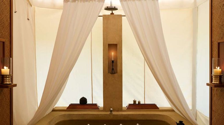 <b>Aman-i-Khas Spa</b>. Images powered by <a href="https://iceportal.shijigroup.com/" title="IcePortal" target="_blank">IcePortal</a>.