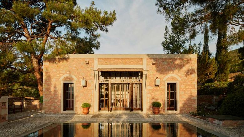 <b>Amanruya Pool</b>. Images powered by <a href="https://iceportal.shijigroup.com/" title="IcePortal" target="_blank">IcePortal</a>.