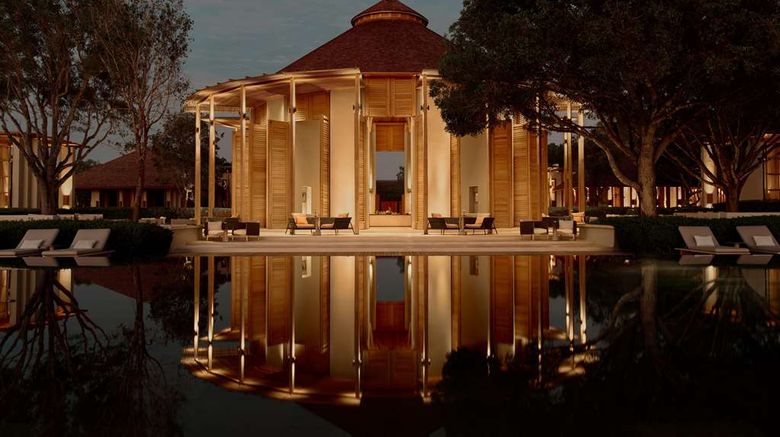<b>Amanyara Restaurant</b>. Images powered by <a href="https://iceportal.shijigroup.com/" title="IcePortal" target="_blank">IcePortal</a>.