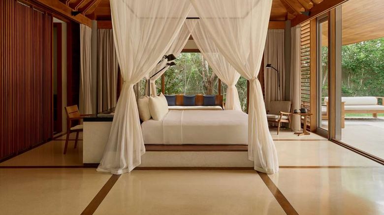 <b>Amanyara Room</b>. Images powered by <a href="https://iceportal.shijigroup.com/" title="IcePortal" target="_blank">IcePortal</a>.