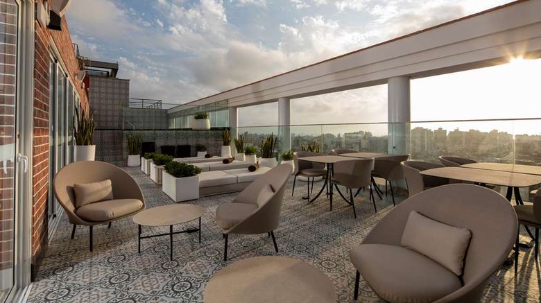 <b>Casa Andina Premium Miraflores Pool</b>. Images powered by <a href="https://iceportal.shijigroup.com/" title="IcePortal" target="_blank">IcePortal</a>.