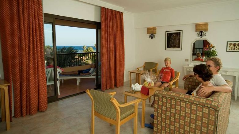 <b>TOP Flamenco Beach Resort Suite</b>. Images powered by <a href="https://iceportal.shijigroup.com/" title="IcePortal" target="_blank">IcePortal</a>.
