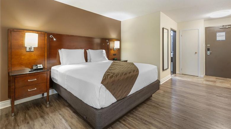 <b>SureStay Hotel by BW Kemptville Room</b>. Images powered by <a href="https://iceportal.shijigroup.com/" title="IcePortal" target="_blank">IcePortal</a>.