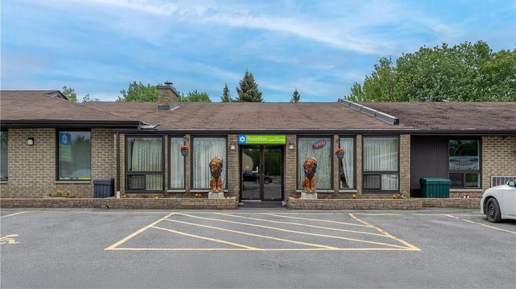 SureStay Hotel by BW Kemptville Exterior