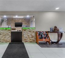 SureStay Hotel by BW Kemptville Lobby