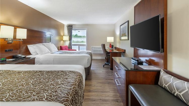 SureStay Hotel by BW Kemptville Room