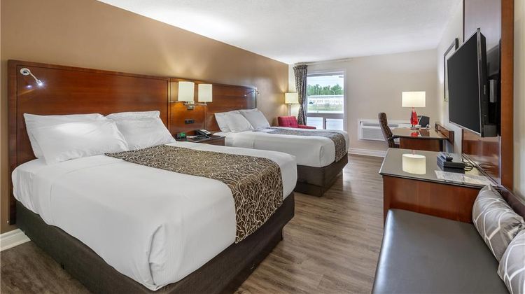 SureStay Hotel by BW Kemptville Room