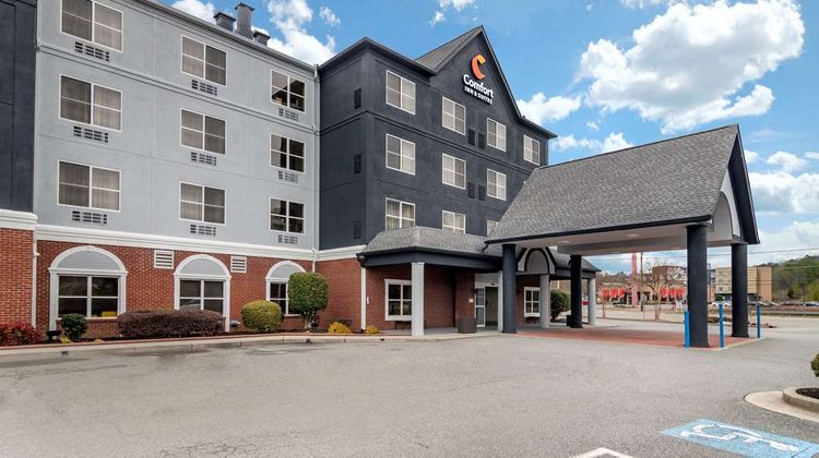Comfort Inn & Suites Calhoun Exterior