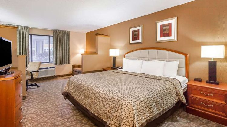 Quality Inn & Suites Richfield Room