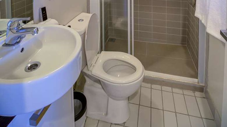 <b>The Quadrant Room</b>. Images powered by <a href="https://iceportal.shijigroup.com/" title="IcePortal" target="_blank">IcePortal</a>.