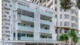 <b>The Quadrant Exterior</b>. Images powered by <a href="https://iceportal.shijigroup.com/" title="IcePortal" target="_blank">IcePortal</a>.