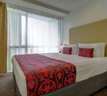 The Quadrant Room