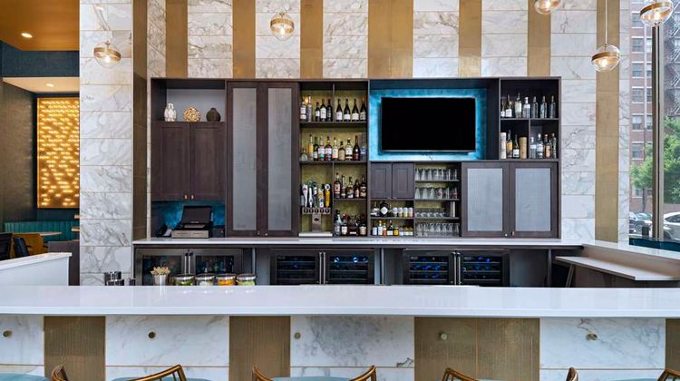 Hyatt Place Downtown Tulsa Restaurant