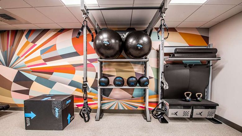 <b>Hilton Garden Inn Asheville South Health</b>. Images powered by <a href="https://iceportal.shijigroup.com/" title="IcePortal" target="_blank">IcePortal</a>.
