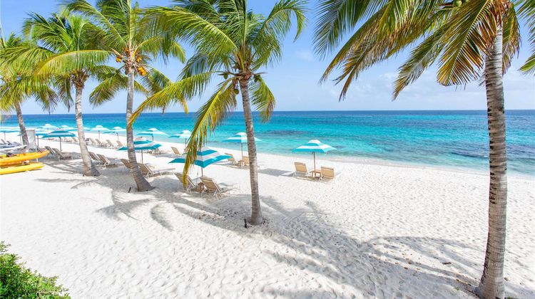 Zemi Beach House Hotel & Spa Pool