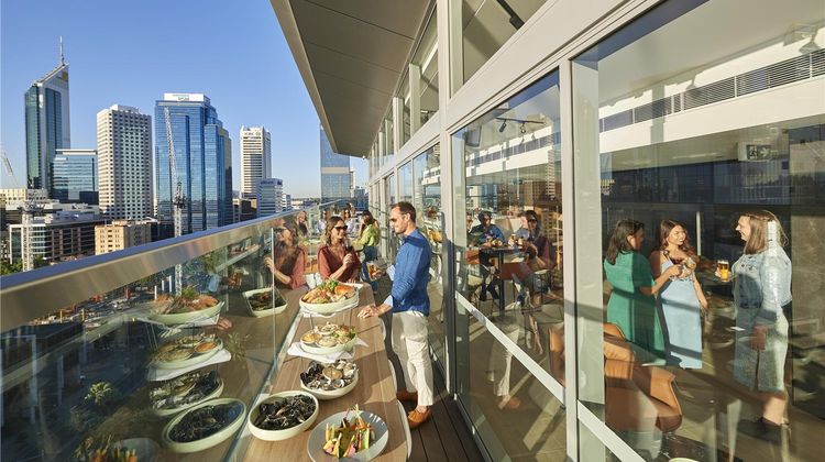 DoubleTree by Hilton Perth Waterfront Restaurant