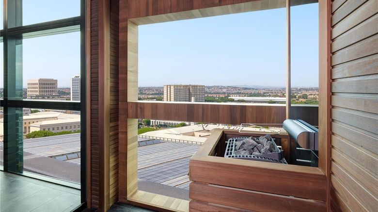 <b>Hilton Rome Eur La Lama Spa</b>. Images powered by <a href="https://iceportal.shijigroup.com/" title="IcePortal" target="_blank">IcePortal</a>.