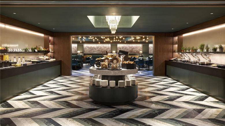 <b>Hilton Rome Eur La Lama Restaurant</b>. Images powered by <a href="https://iceportal.shijigroup.com/" title="IcePortal" target="_blank">IcePortal</a>.