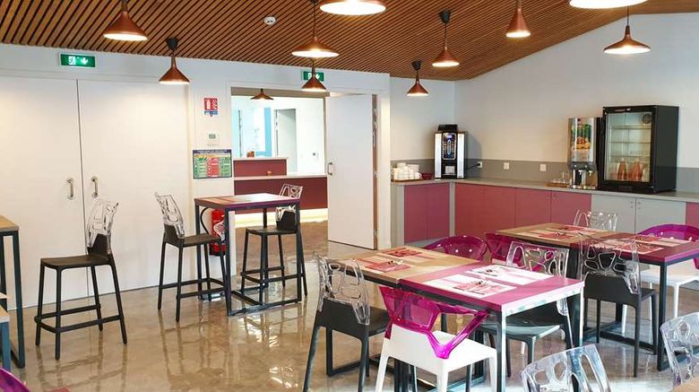 <b>Appart-Hotel Mer & Golf City Restaurant</b>. Images powered by <a href="https://iceportal.shijigroup.com/" title="IcePortal" target="_blank">IcePortal</a>.