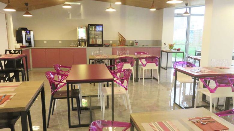 <b>Appart-Hotel Mer & Golf City Restaurant</b>. Images powered by <a href="https://iceportal.shijigroup.com/" title="IcePortal" target="_blank">IcePortal</a>.