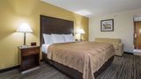 <b>Quality Inn Room</b>. Images powered by <a href="https://iceportal.shijigroup.com/" title="IcePortal" target="_blank">IcePortal</a>.