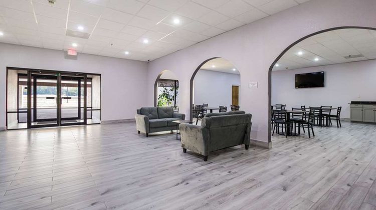 Quality Inn Lobby