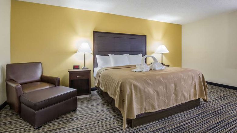 <b>Quality Inn Suite</b>. Images powered by <a href="https://iceportal.shijigroup.com/" title="IcePortal" target="_blank">IcePortal</a>.