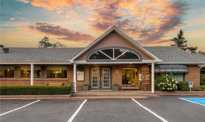 Danny's Hotel Stes, SureStay Coll by BW Exterior