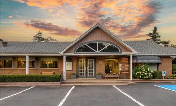 Danny's Hotel Stes, SureStay Coll by BW