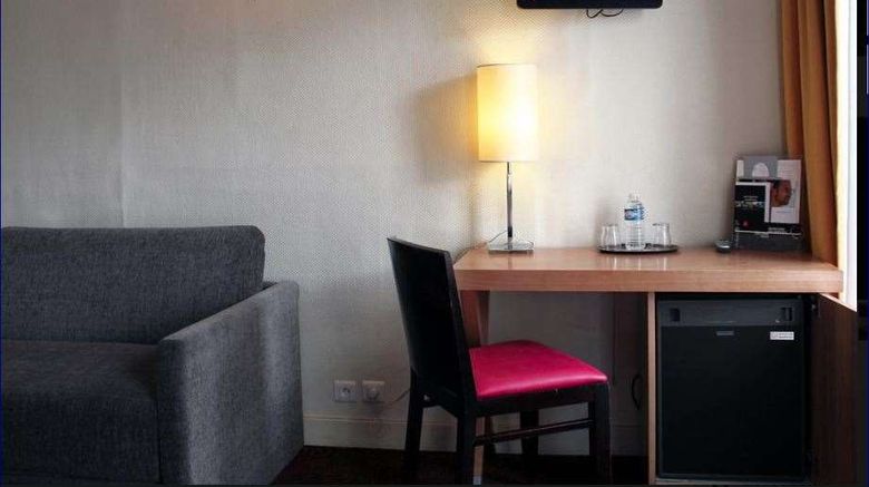 <b>New Hotel Opera Room</b>. Images powered by <a href="https://iceportal.shijigroup.com/" title="IcePortal" target="_blank">IcePortal</a>.