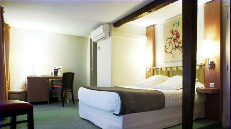 <b>New Hotel Opera Room</b>. Images powered by <a href="https://iceportal.shijigroup.com/" title="IcePortal" target="_blank">IcePortal</a>.